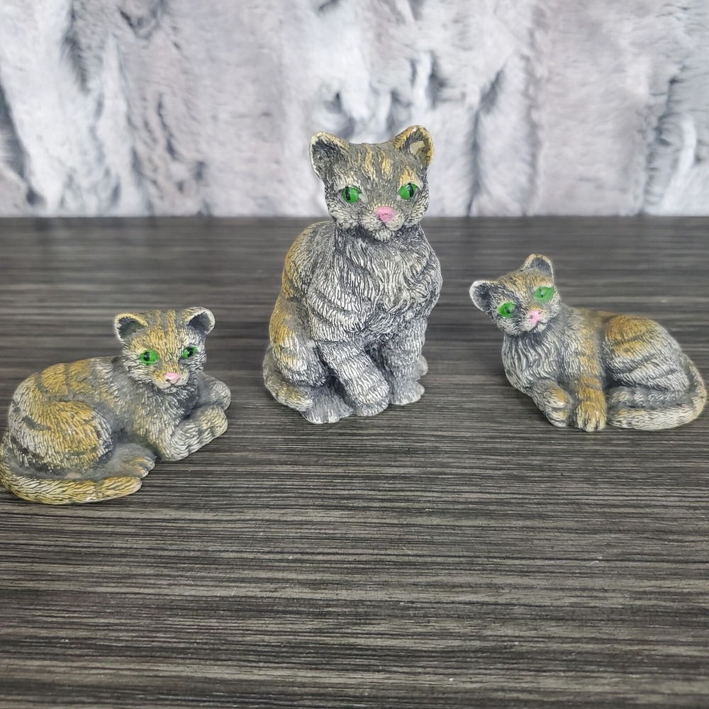 Cat Figurine Gray Green Eyes Pink Nose Resin made in Taiwan Small Lot of 3